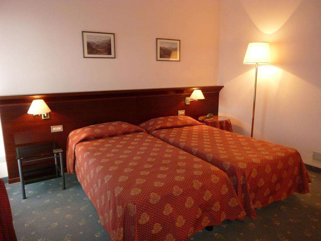Hotel Torretta Montecatini Terme Habitación foto